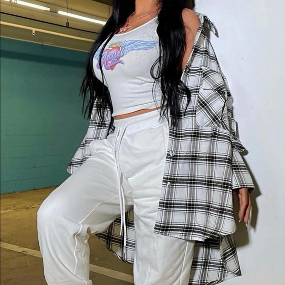 Fashion Nova Tops - Fashion Nova Womens OverSized White Flannel NWT XL